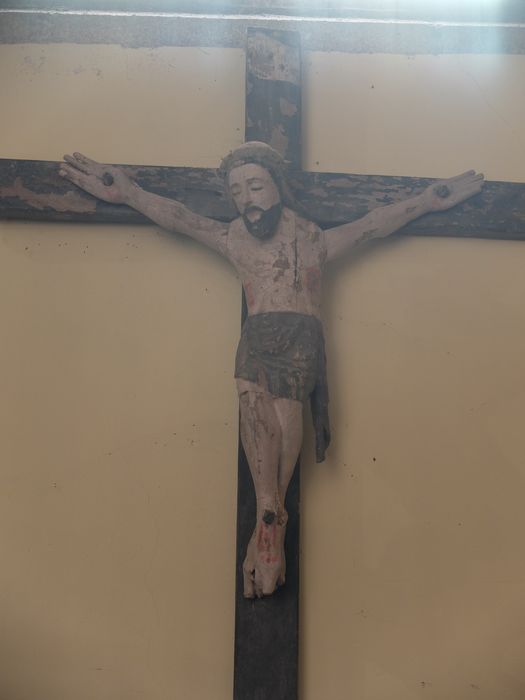 statue : Christ en croix - © Ministère de la Culture (France), Archives départementales des Côtes-d’Armor, Conservation des antiquités et des objets d’art – Tous droits réservés