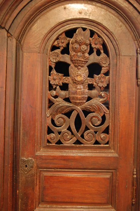 confessionnal, détail