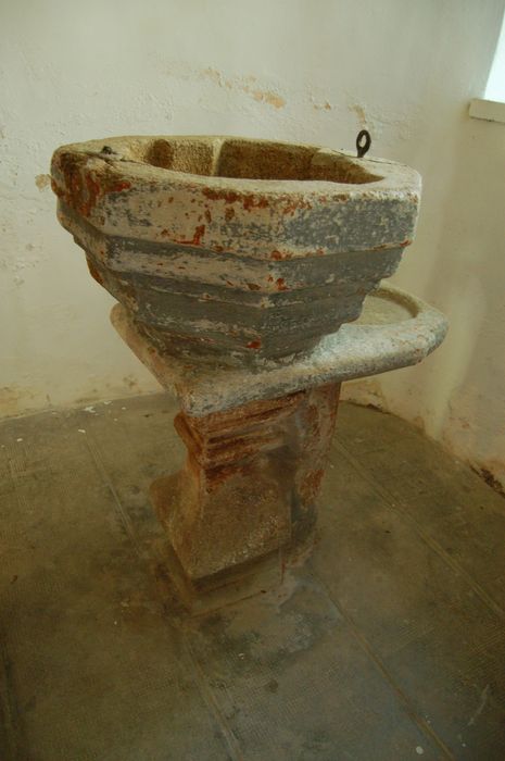 fonts baptismaux