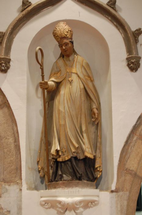 statue : saint Riom