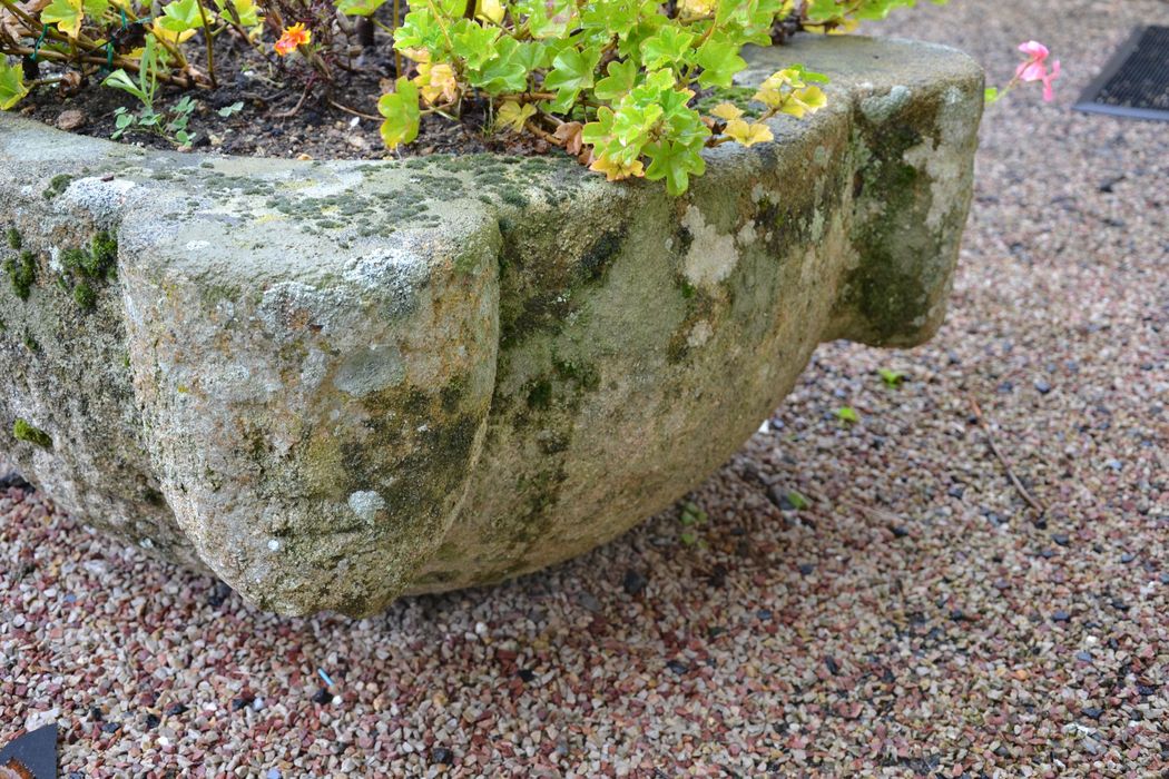 ancienne cuve baptismale