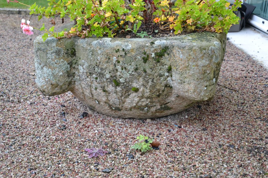 ancienne cuve baptismale