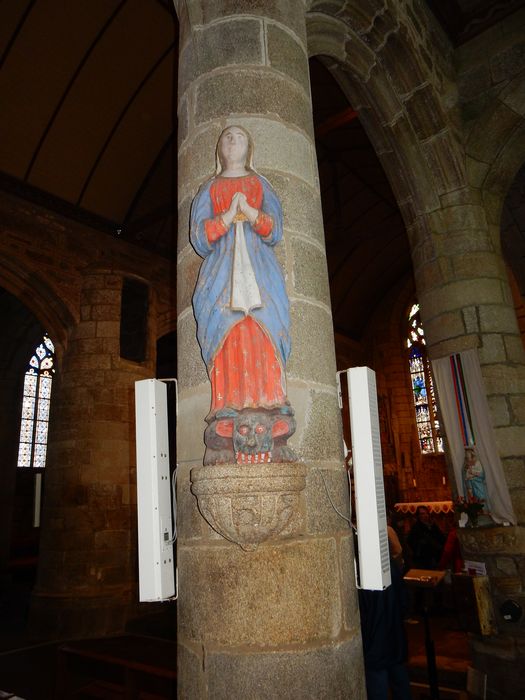 statue : Sainte Marguerite