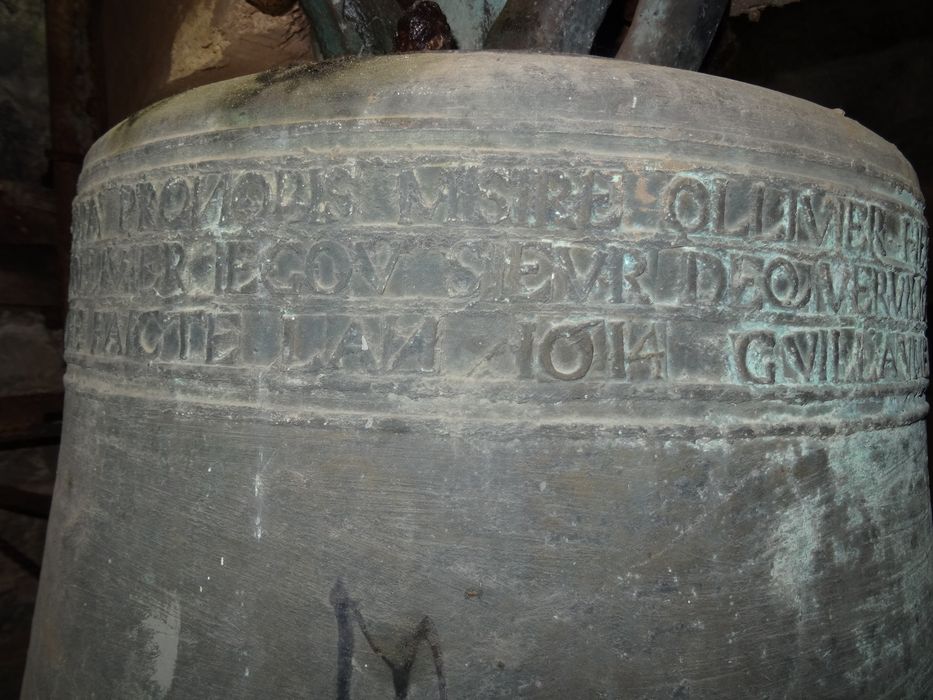 cloche, détail de l’inscription