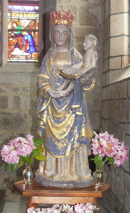 statue : Vierge à l'Enfant