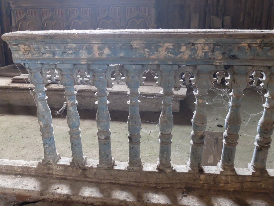clôture de choeur (table de communion)