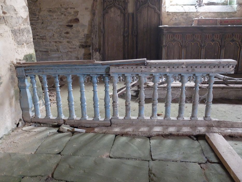 clôture de choeur (table de communion)