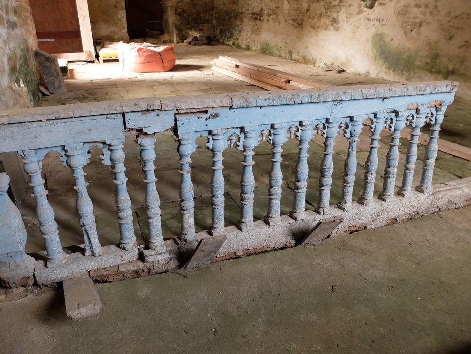 clôture de choeur (table de communion)