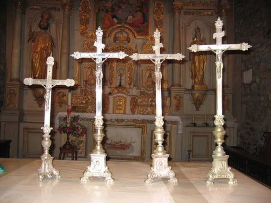 croix d'autel