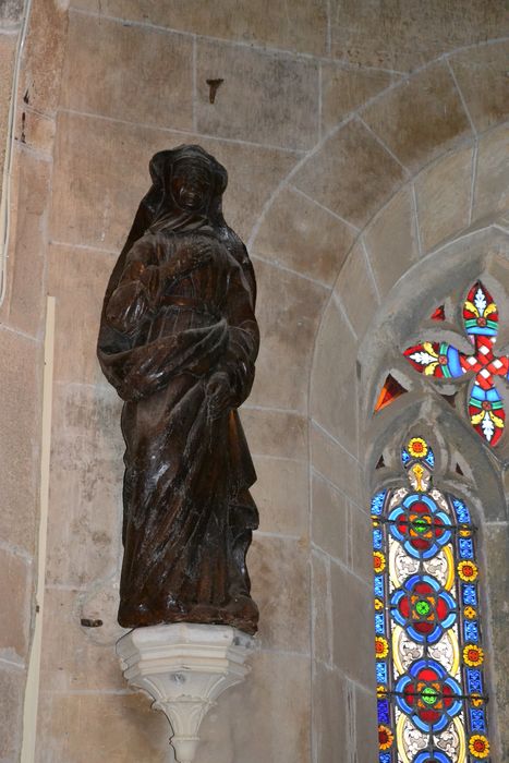 statue : Vierge (la)
