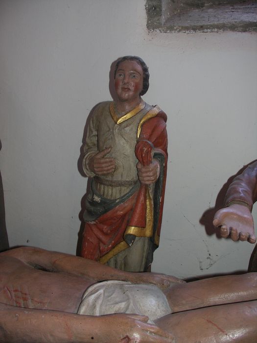 Cinq statues : Mise au tombeau