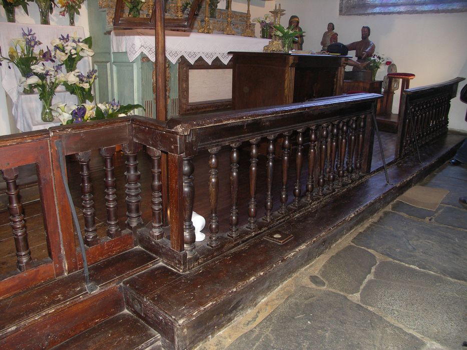 clôture d'autels (table de communion)