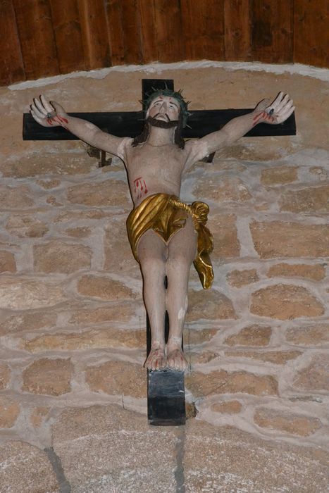 Statue : Christ en croix