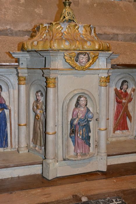 Éléments de l'autel (maître-autel) et du retable