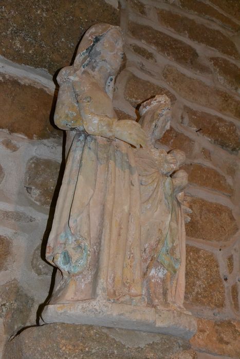 groupe sculpté : sainte Anne, la Vierge et l'Enfant, vue partielle