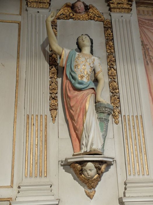 statue : Sainte Barbe