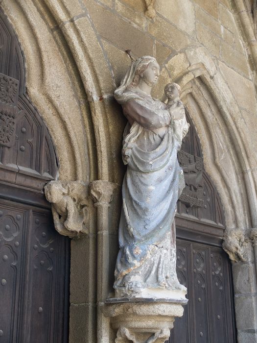 statue : Vierge à l'Enfant n°7