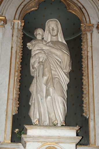 Vierge à l'enfant de la deuxième chapelle sud.