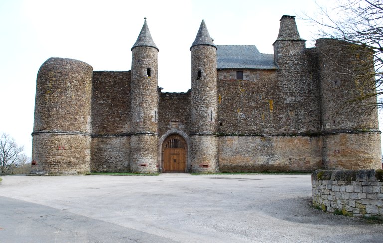 Vue d'ensemble de l'élévation ouest.