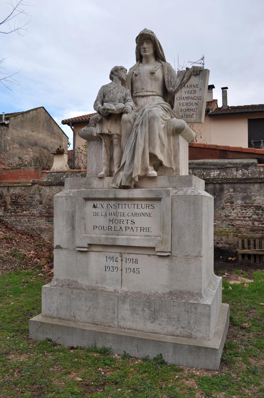 Monument aux morts de la guerre 1914-1918 aux instituteurs de la Haute-Garonne