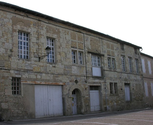 Elévation sur la rue.