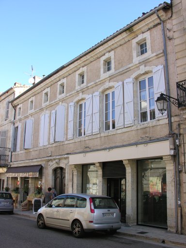 Elévation sur la rue.