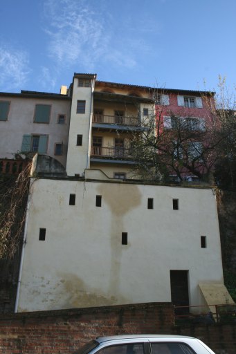 Façade de l'hôtel côté Mandoune.