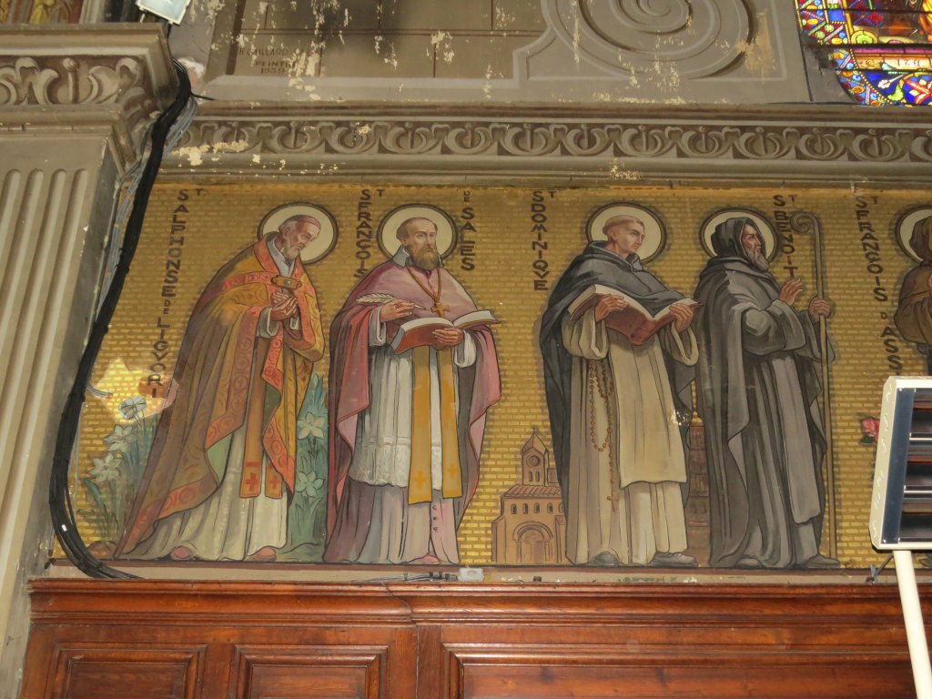 Peintures murales : procession de saints