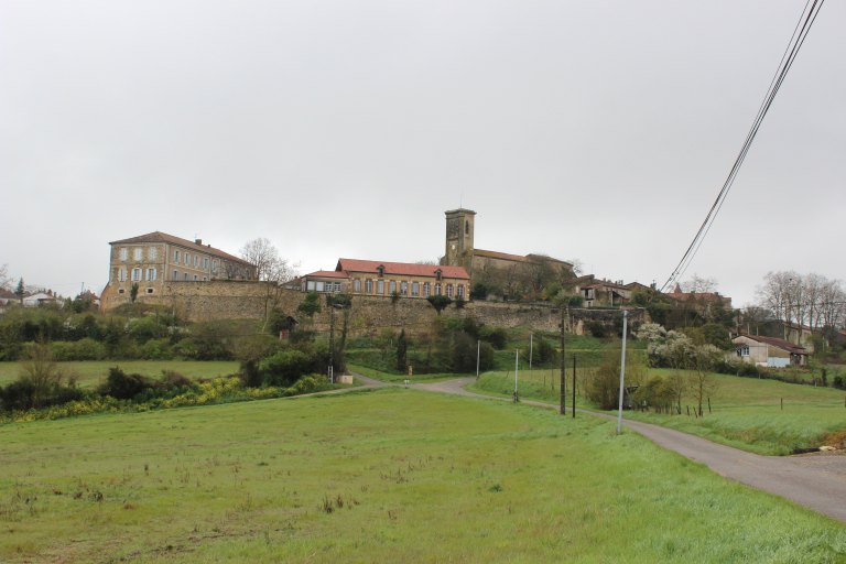 Vue générale depuis le sud.
