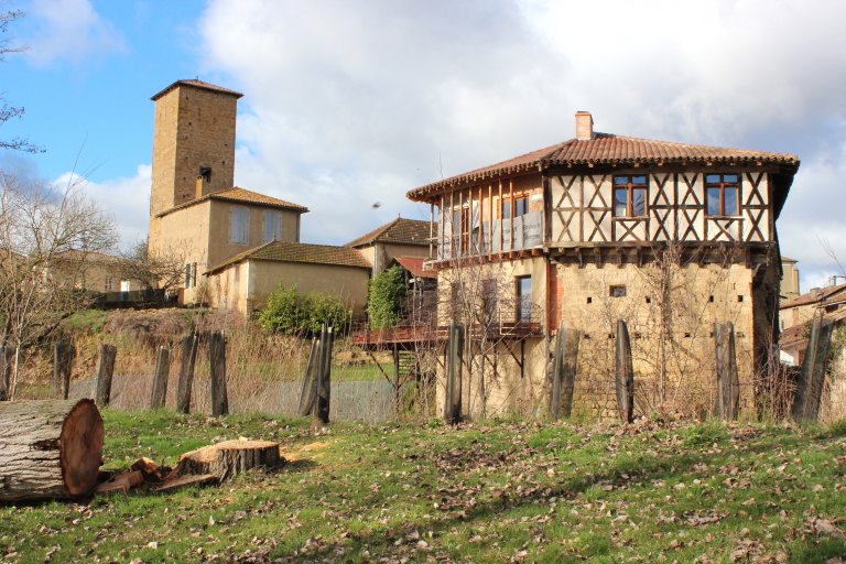 Castelnau, vue générale depuis l'est.