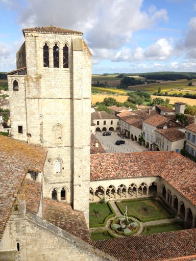 Vue d'ensemble depuis la tour du cardinal d'Aux.