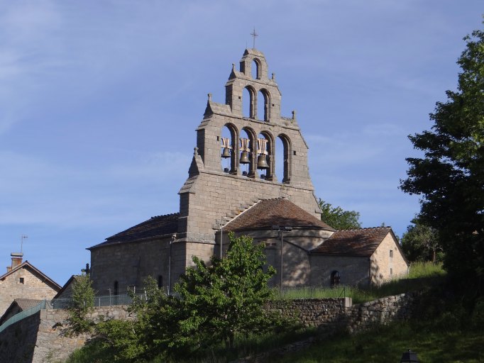 Vue générale de l'église.