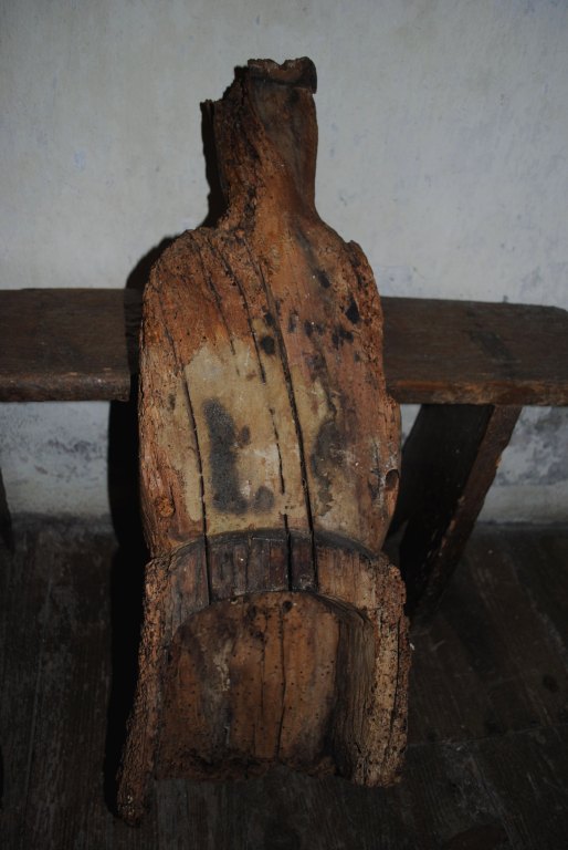 fragment de statue : Vierge à l'Enfant