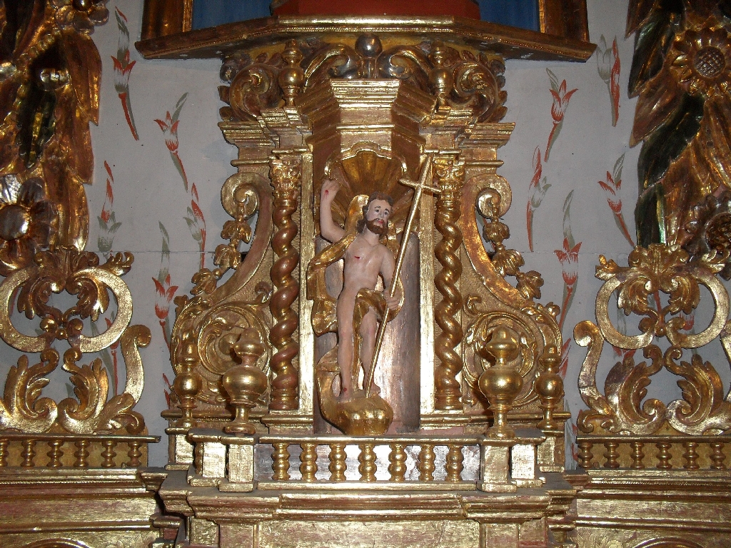 ensemble du maître autel avec son retable et son tabernacle