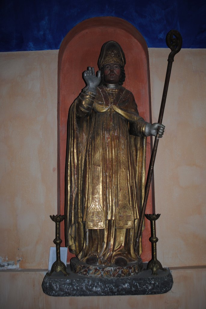 Statue : saint évêque