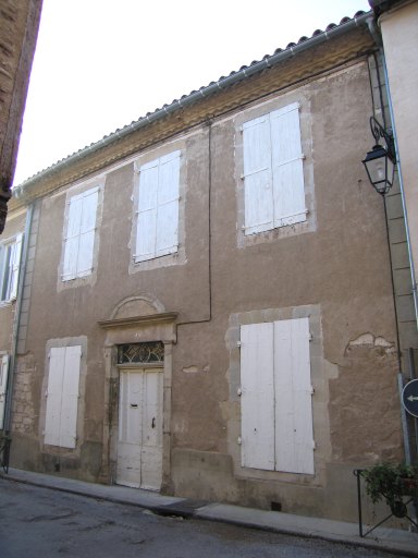Façade antérieure, vue générale prise depuis le nord-est.