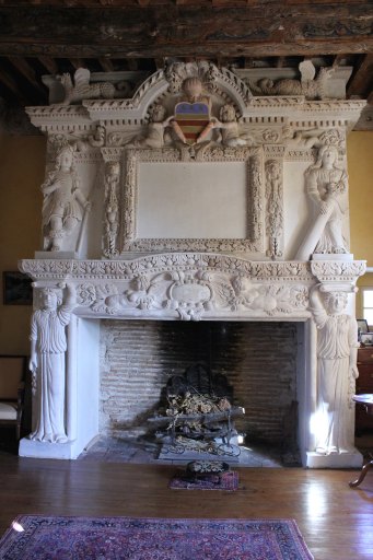 Cheminée de la grande salle