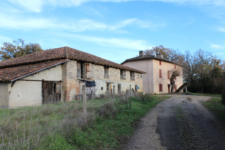 Vue d'ensemble depuis le sud.