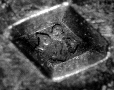 Garantie de Paris, Pinard & Vatard (P.et.V.), symbole : une botte éperonnée