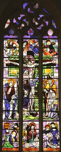 Verrière figurée : Christ en croix