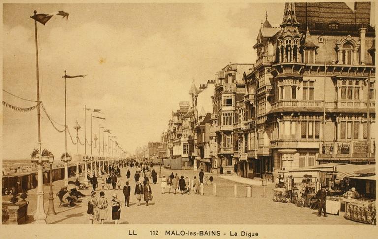 Digue-promenade ; villas du front de mer