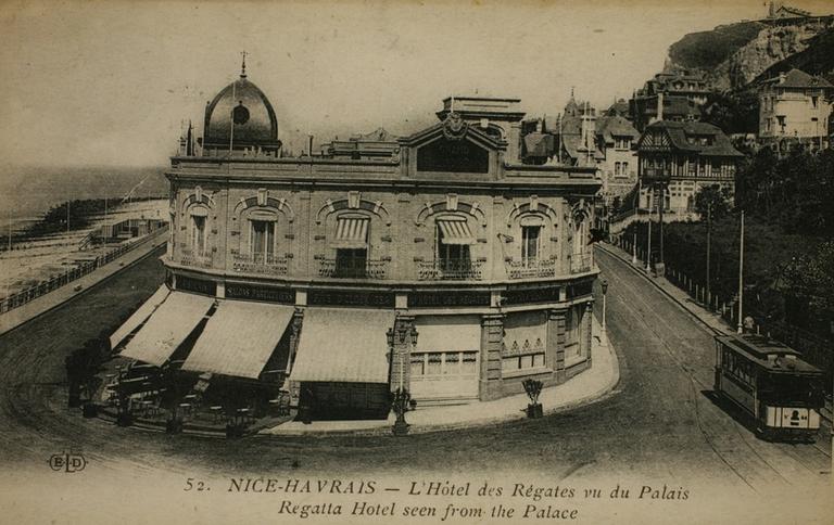 Hôtel des Régates ; villa