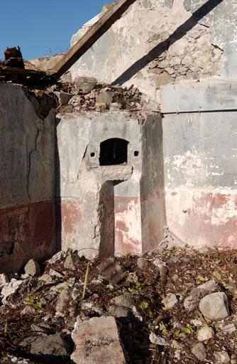 Ruine de la cuisine, four