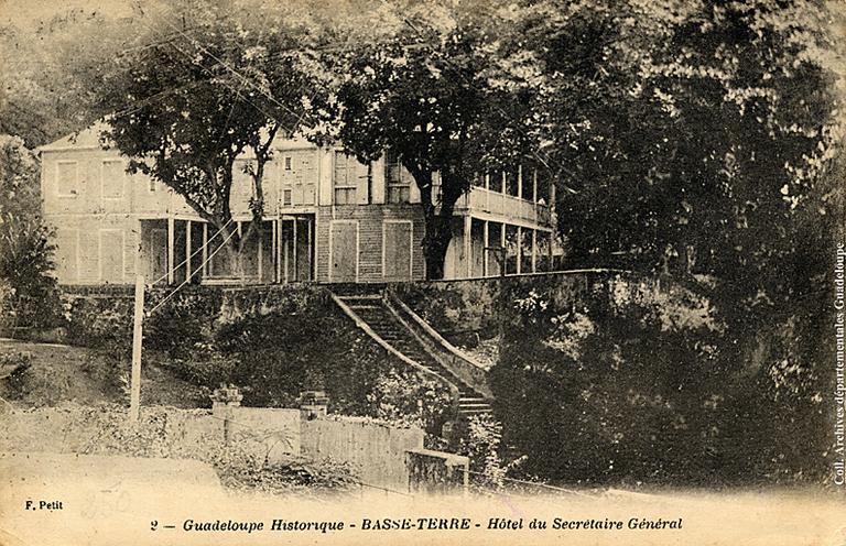 Maison, anciennement hôtel du secrétaire général, actuellement Maison des aînés