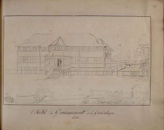 Hôtel du gouvernement construit par les Anglais en 1810. Façade antérieure