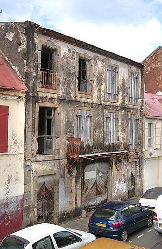 Second corps de logis ouvrant au n° 27 rue du Docteur-Cabre