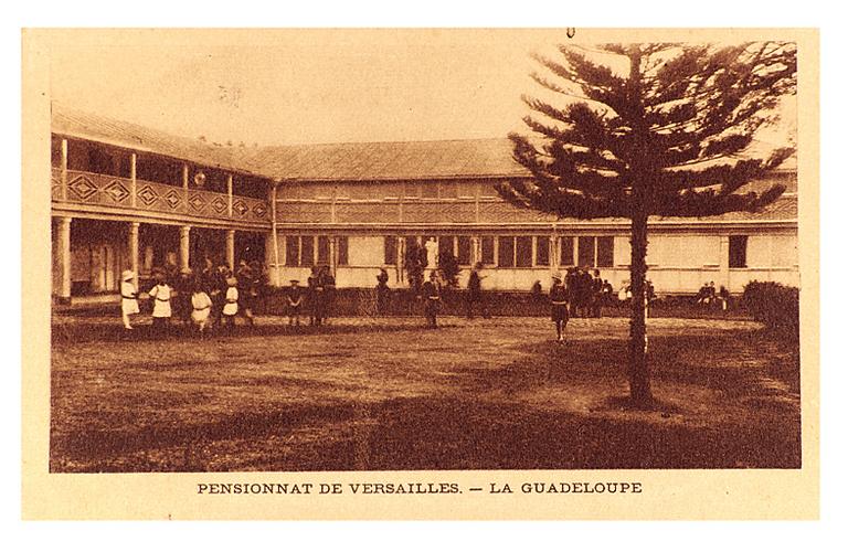 Vue de la cour de récréation