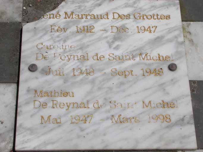 Plaque commémorative. Vue d'ensemble.