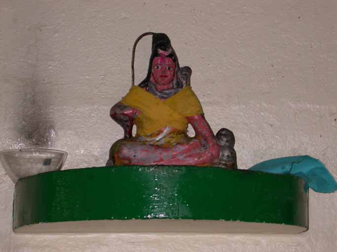 Statue de Shiva. Vue d'ensemble