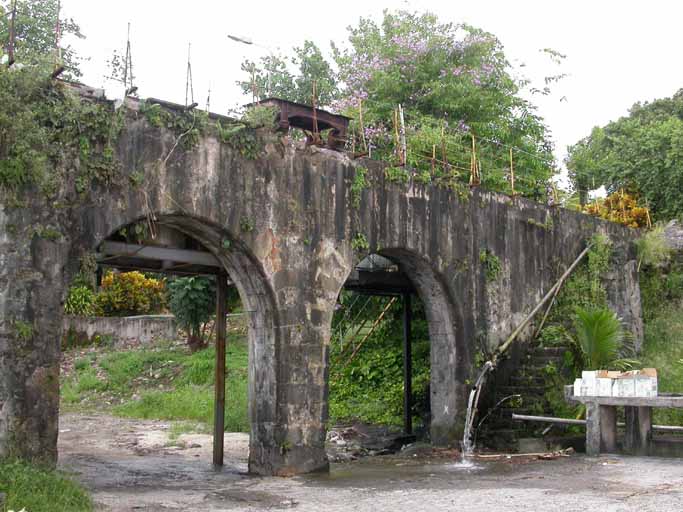 Aqueduc. Vue d'ensemble.